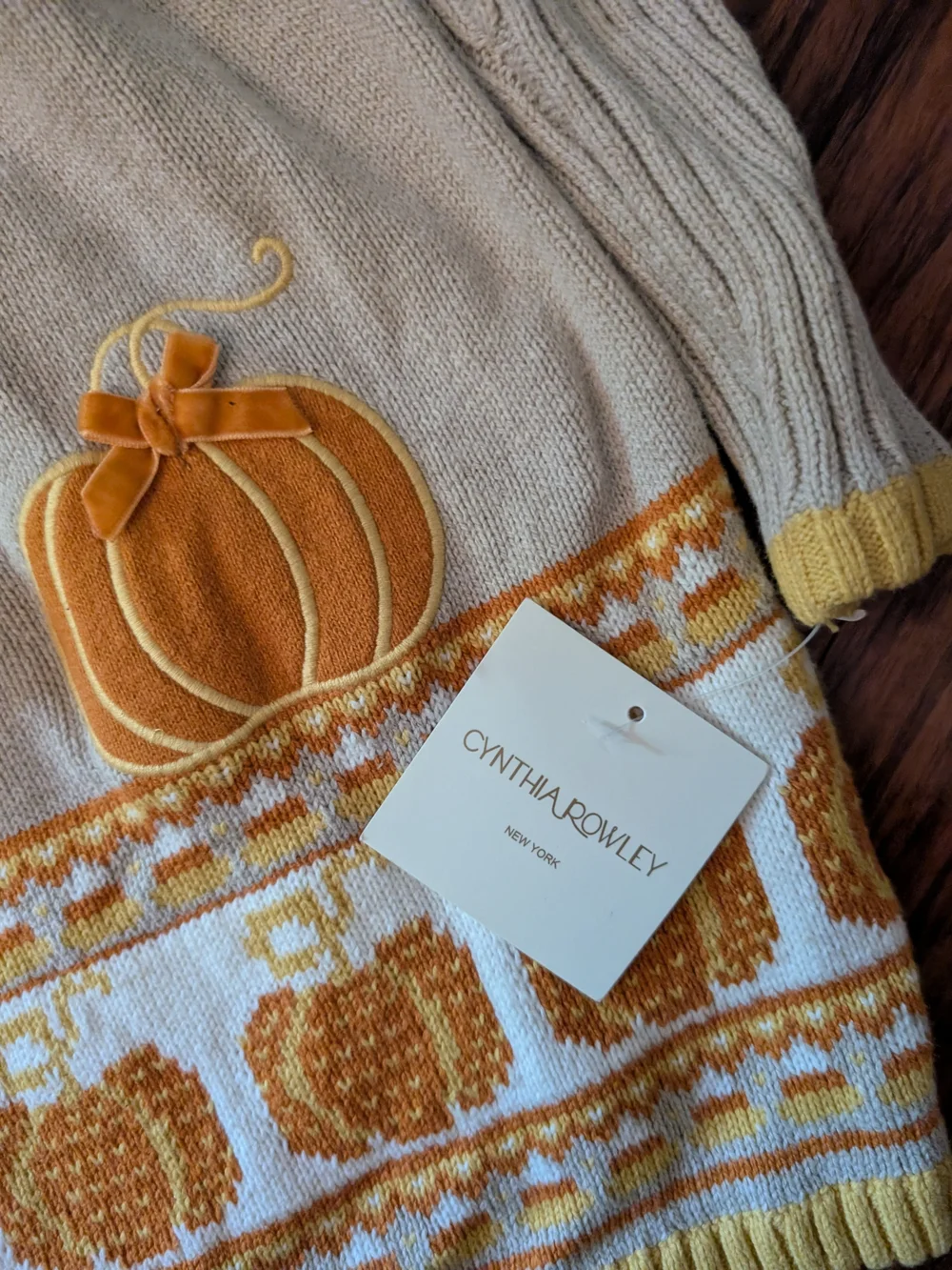 Cynthia Rowley girls' pumpkin sweater dress and matching scarf Set- Sz M (7/8)